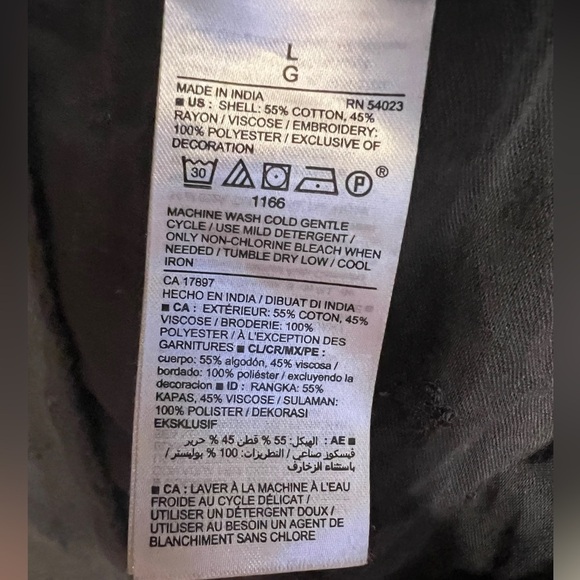 Old Navy Blouse - Picture 8 of 8